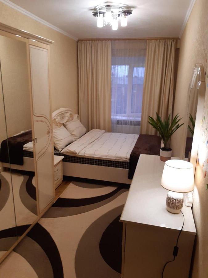 Appartement Двокімнатна à Chepetivka Extérieur photo